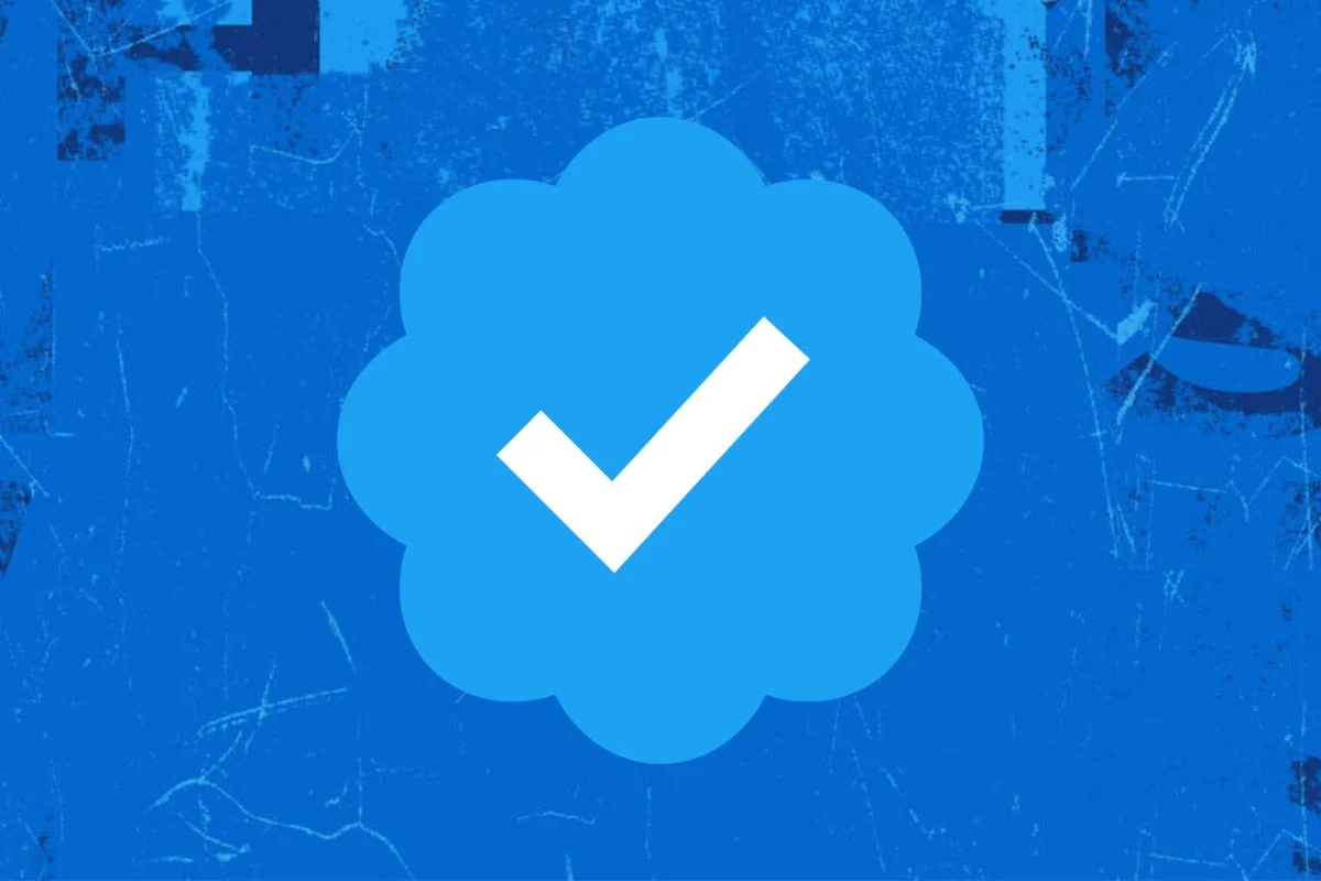 X DSA Fine Blue Check Deceptive Design