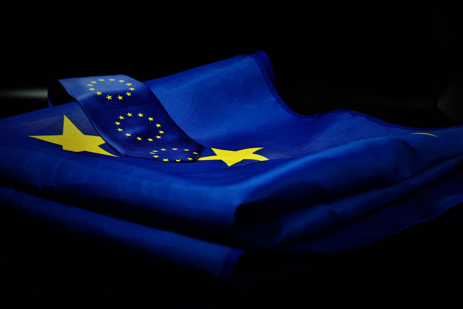 EU AI Act Transparency Rules Demand Chatbots Reveal Their Nature